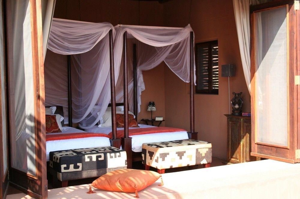 Okahirongo Elephant Lodge Purros Esterno foto